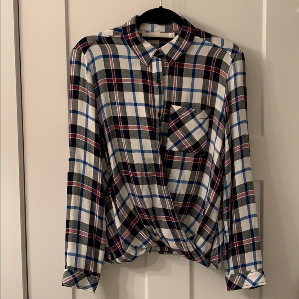 Statement Donnie Cross Front Top